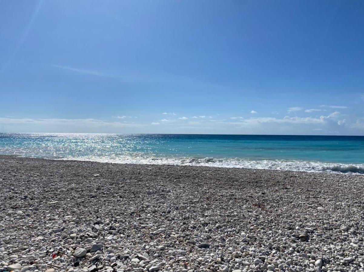 Beachfront Apartment, Quiet 4 Beds, 1 Bath, Ac, Wi-Fi, Hot Water, In Paraiso Near Los Patos Dış mekan fotoğraf