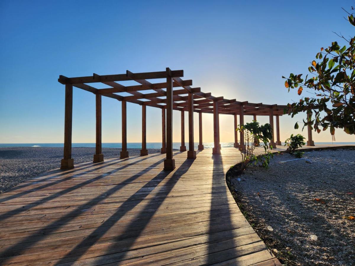 Beachfront Apartment, Quiet 4 Beds, 1 Bath, Ac, Wi-Fi, Hot Water, In Paraiso Near Los Patos Dış mekan fotoğraf