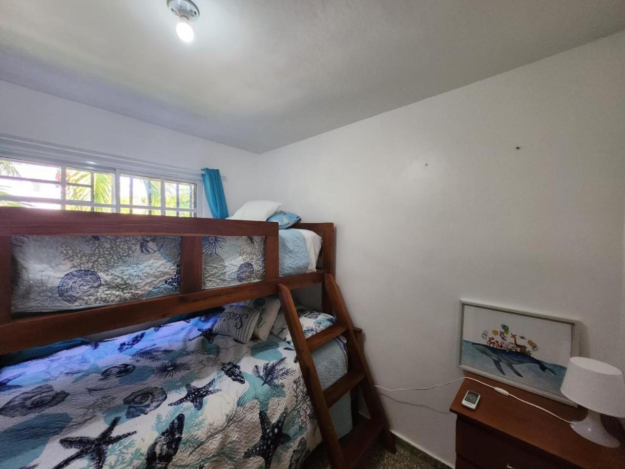 Beachfront Apartment, Quiet 4 Beds, 1 Bath, Ac, Wi-Fi, Hot Water, In Paraiso Near Los Patos Dış mekan fotoğraf